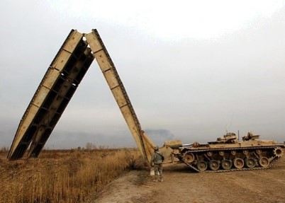 Heavy assault scissoring bridge (HASB) 
